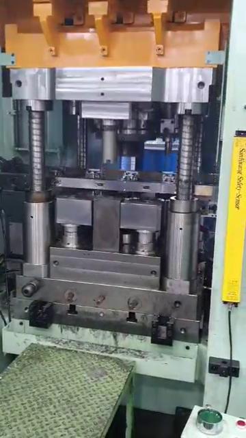 熱模鍛壓力機(jī) 熱模鍛壓力機(jī)